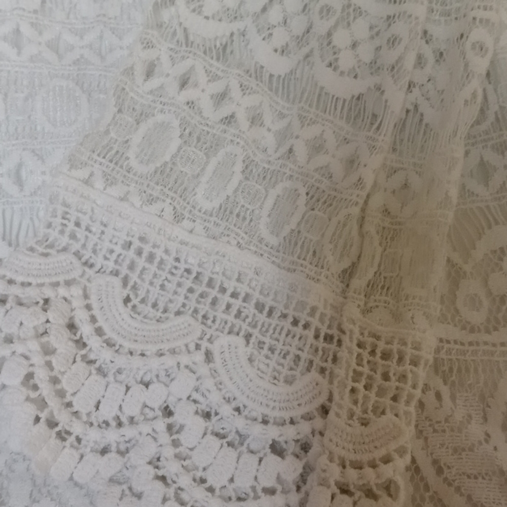 Lace blouse - Picture 4 of 4